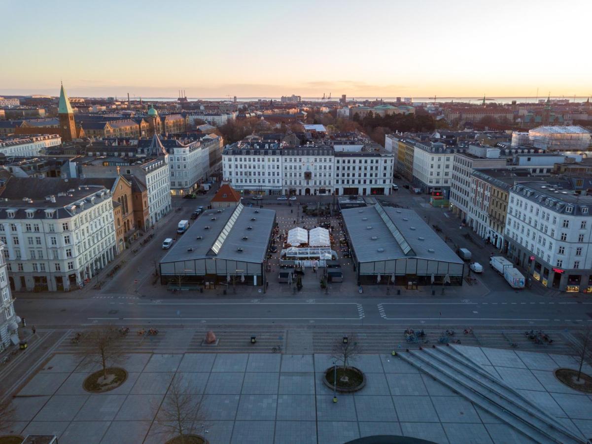 220Sqm Designer Apt - Copenhagen City Center - Private Balcony المظهر الخارجي الصورة