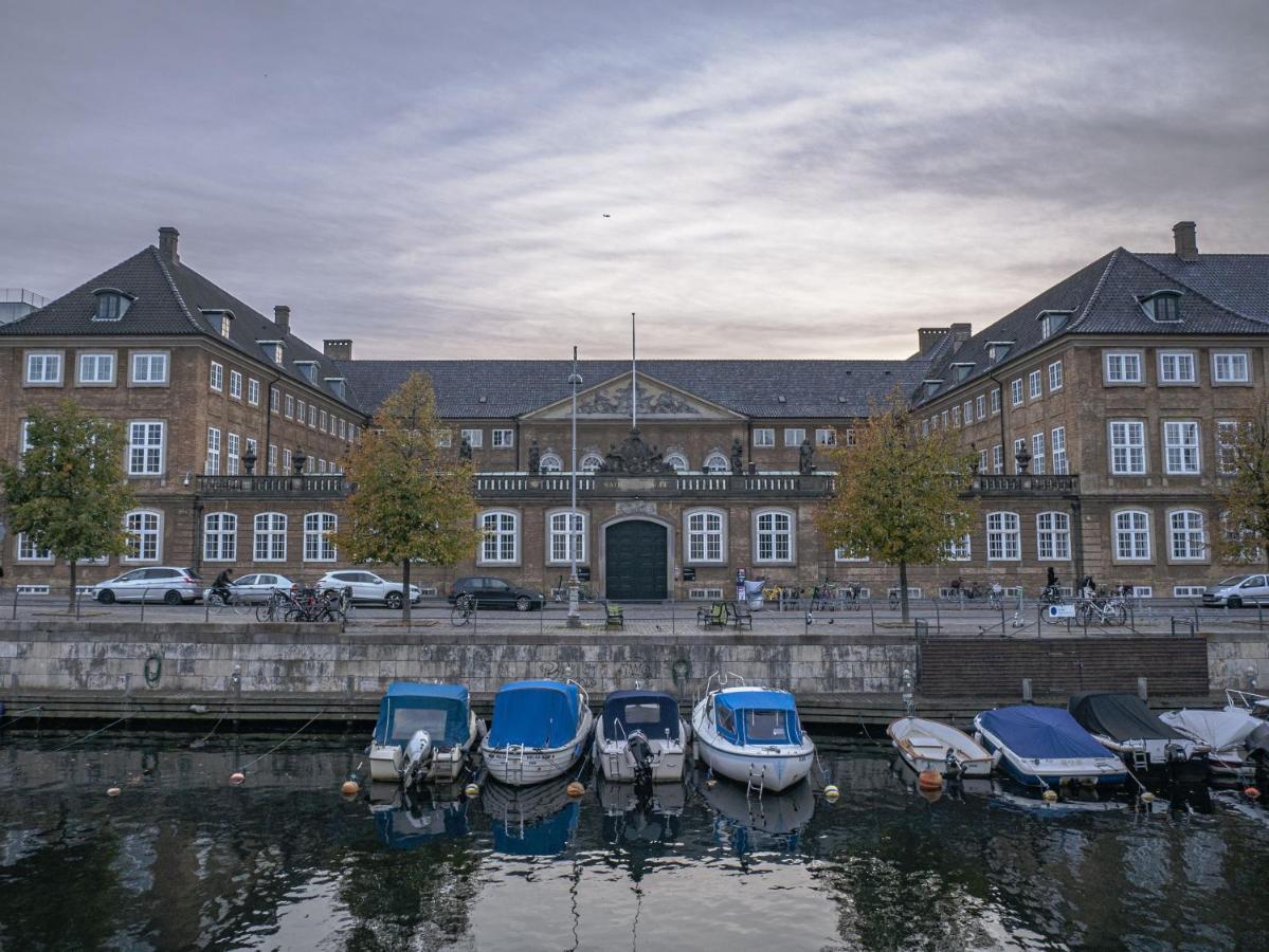 220Sqm Designer Apt - Copenhagen City Center - Private Balcony المظهر الخارجي الصورة