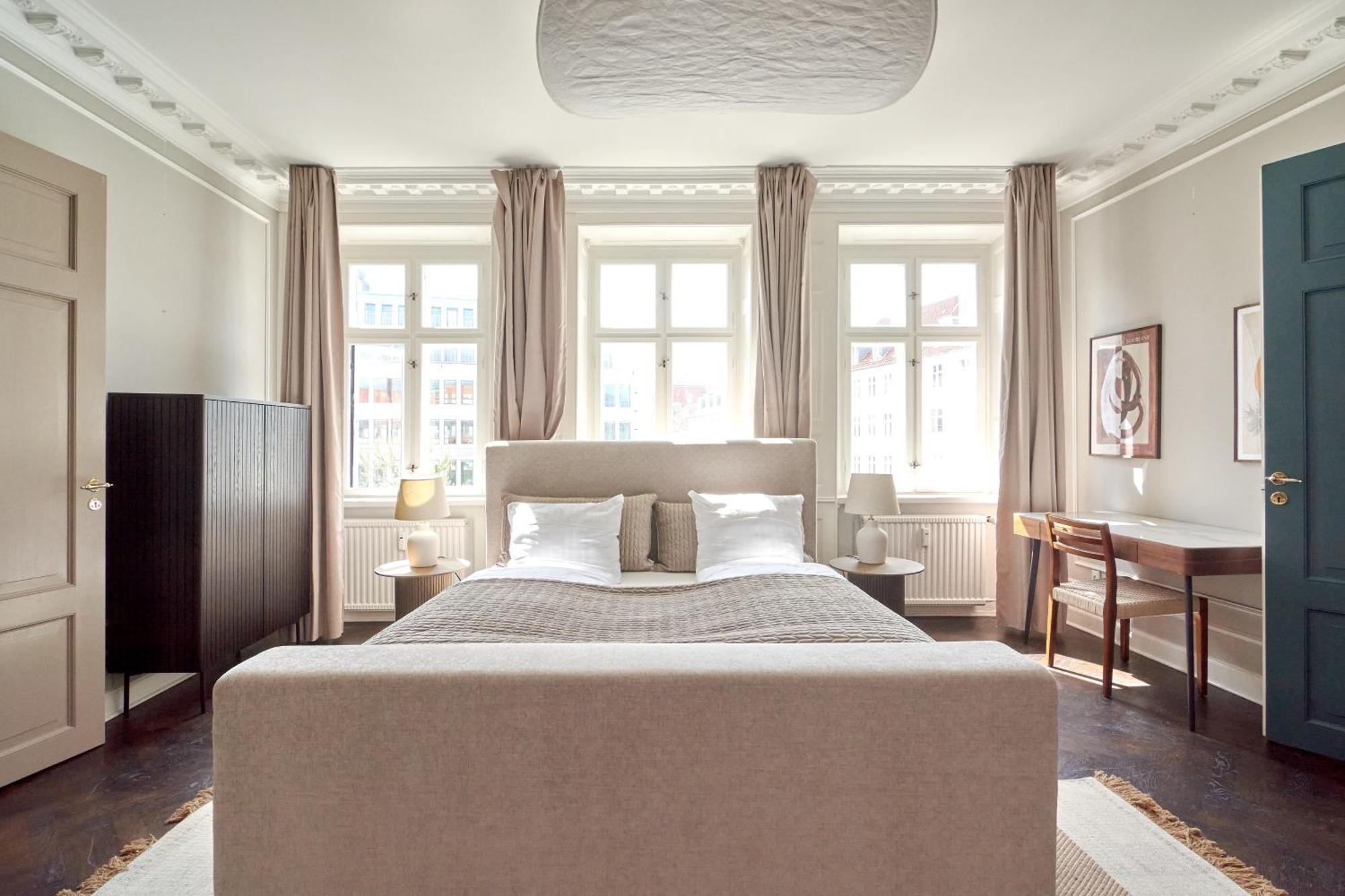 220Sqm Designer Apt - Copenhagen City Center - Private Balcony المظهر الخارجي الصورة